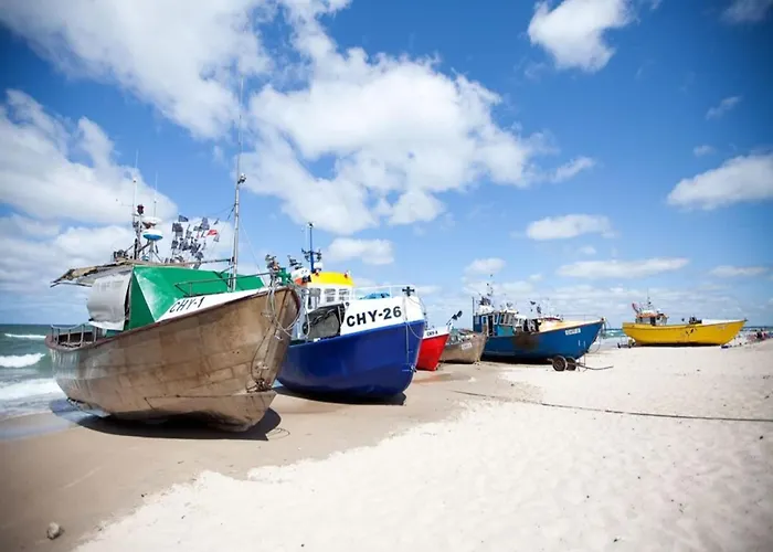 Two-story Homes Close To The Seaside 別荘