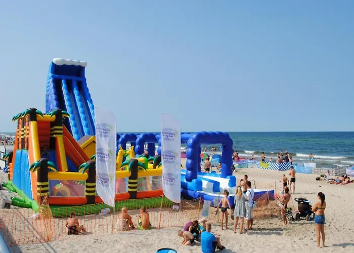 Two-story Homes Close To The Seaside 別荘 *