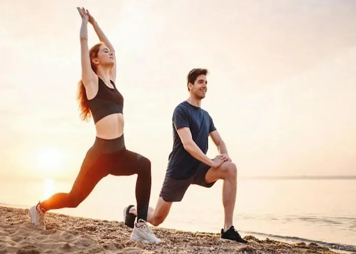Two-story Homes Close To The Seaside * サルビノボ