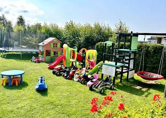 Two-story Homes Close To The Seaside サルビノボ
